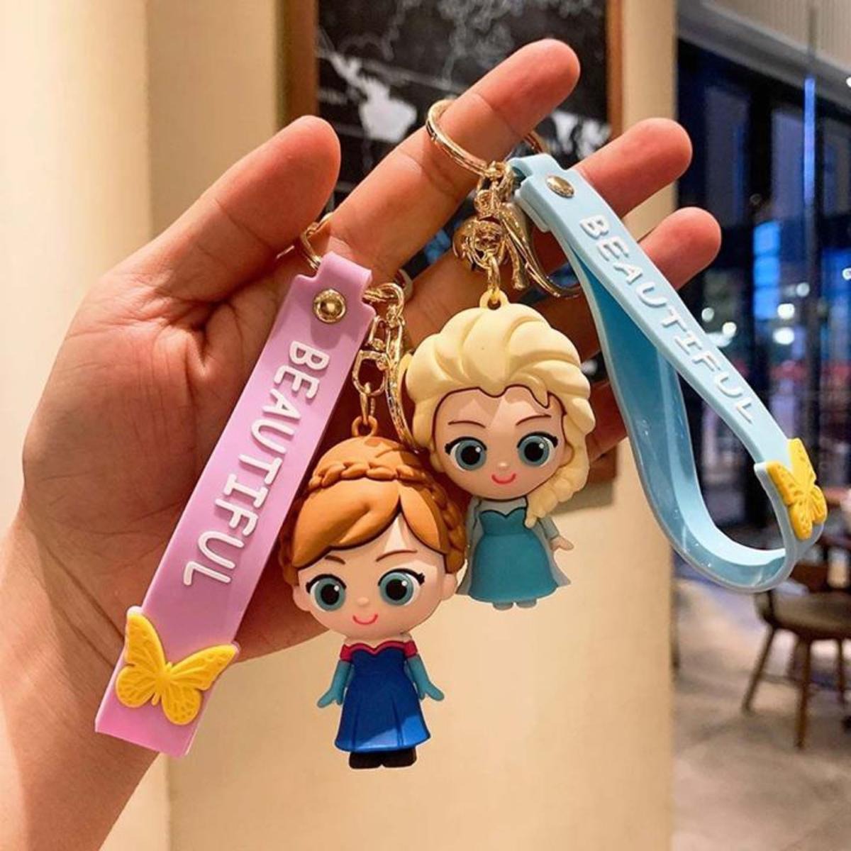 Disney Elsa Princess Keychain Frozen Cute Snow Treasure Doll Car Keyring Pendant Couple Schoolbag Ornament Keychain.
