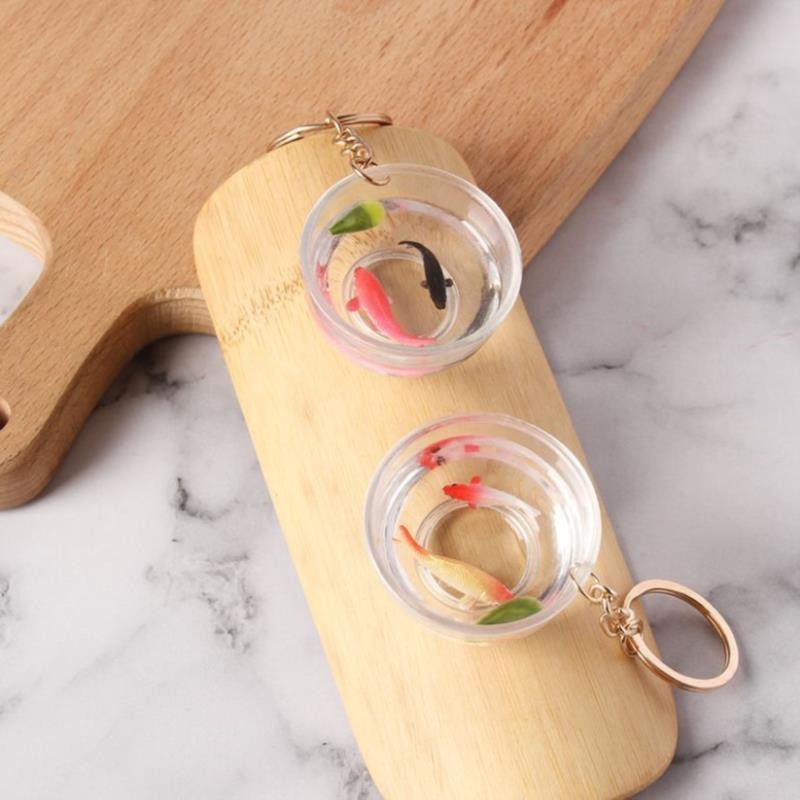 New Creative Lucky Koi Keychain Funny Fish Tank Goldfish Bag Pendant Fashion Ornaments Tourist Memorial Jewelry Gift For Friends